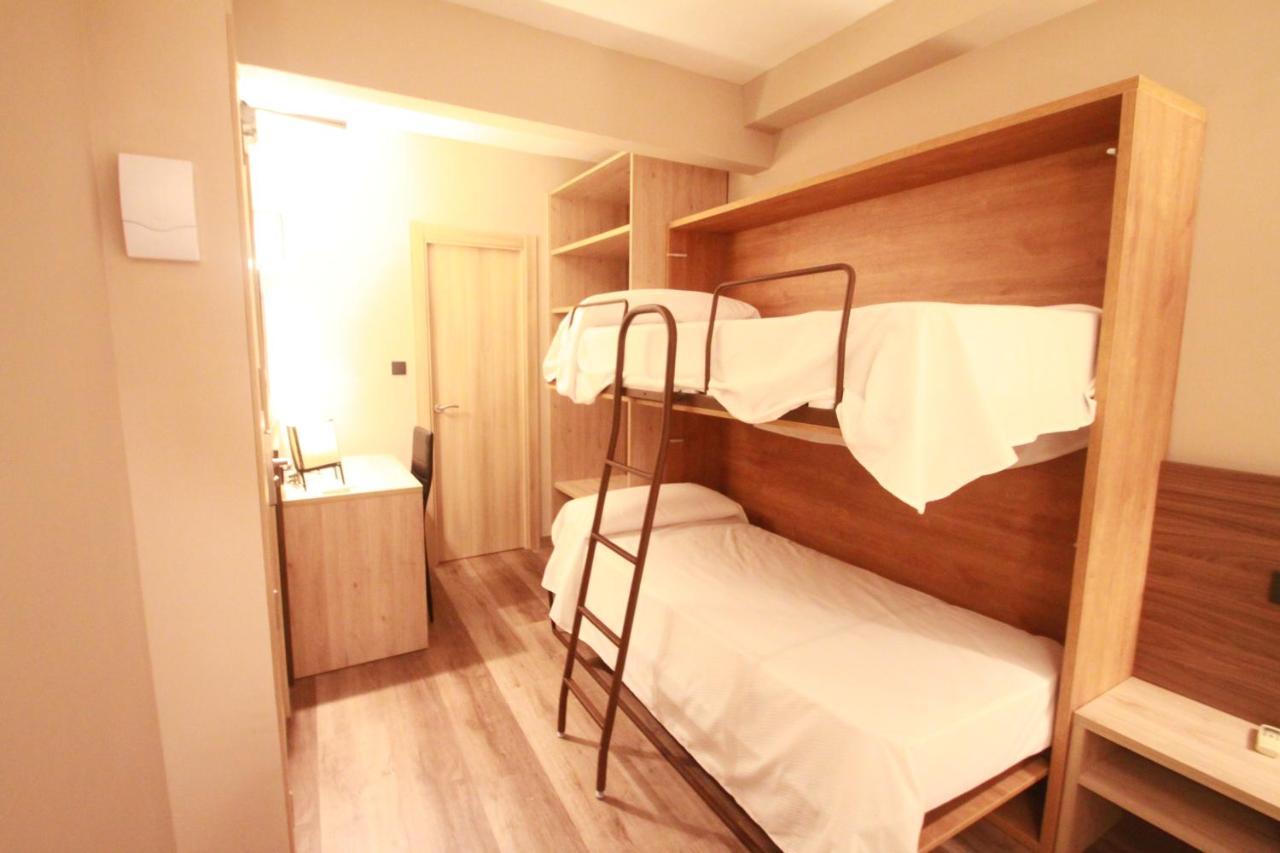 Hotel, H De L'Anton Batea Zewnętrze zdjęcie