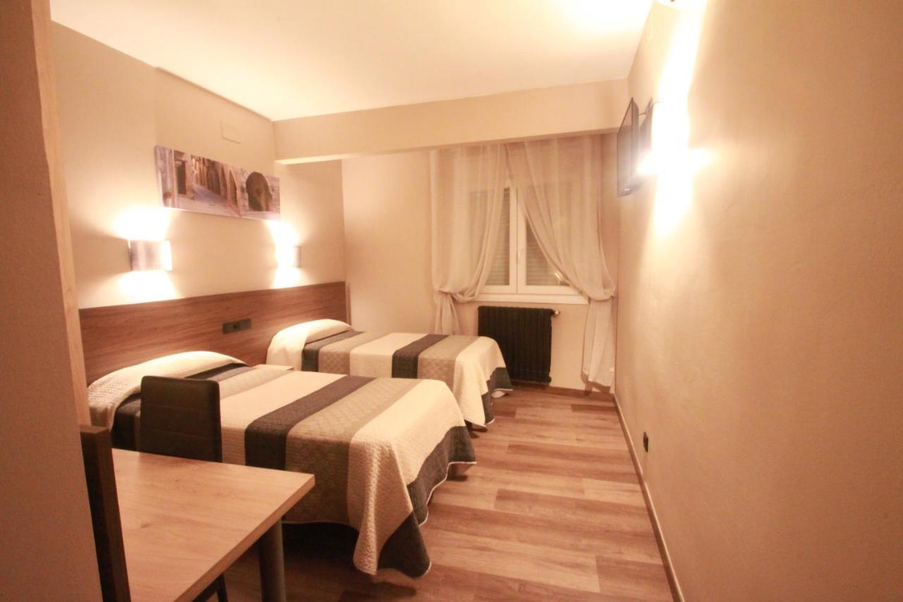 Hotel, H De L'Anton Batea Zewnętrze zdjęcie