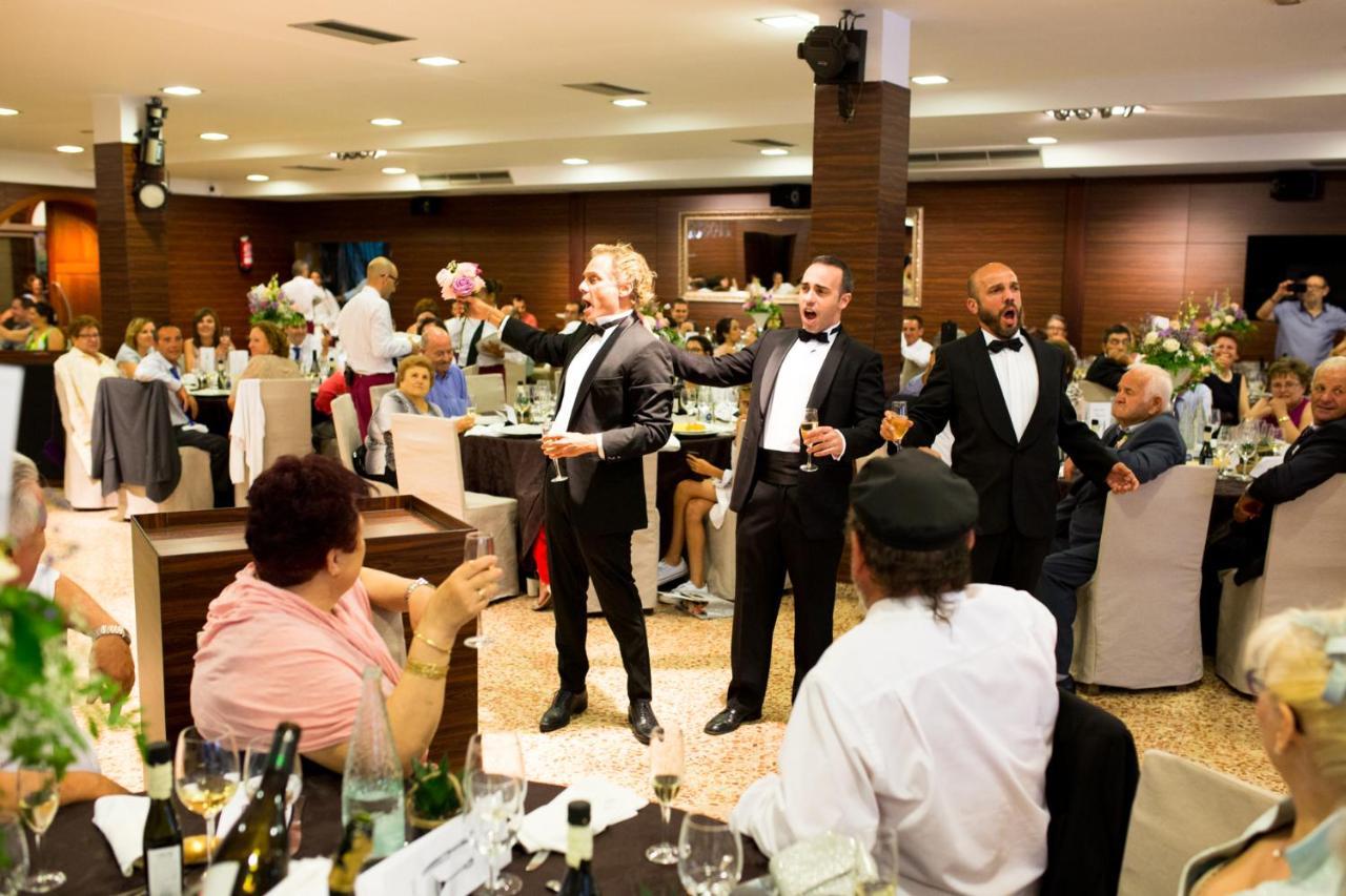 Hotel, H De L'Anton Batea Zewnętrze zdjęcie