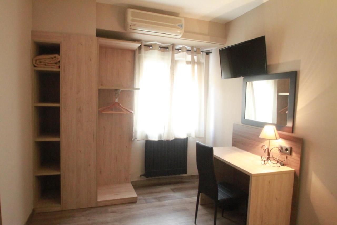 Hotel, H De L'Anton Batea Zewnętrze zdjęcie